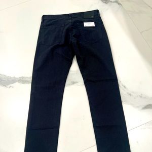 New with tags!  Men’s AG Tellis pants